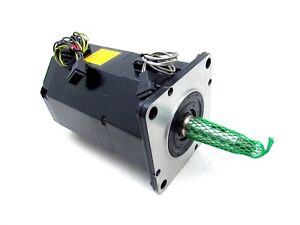 [A06B-0142-B675#0003] A06B-01 SERVO MOTOR A12/2000 A64 BRAKE TS 7.4AMP ...